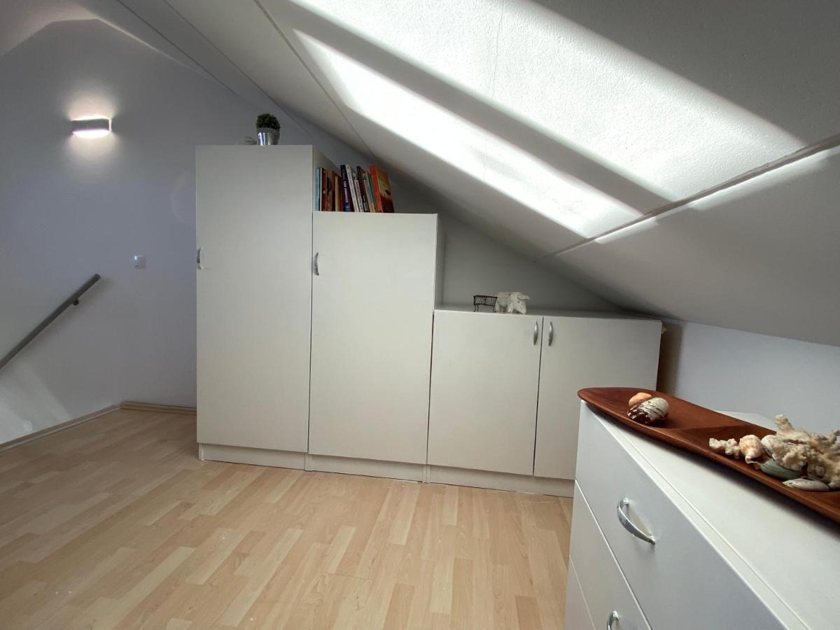 Tanis Ocean Loft Apartment Martinscica  Bagian luar foto