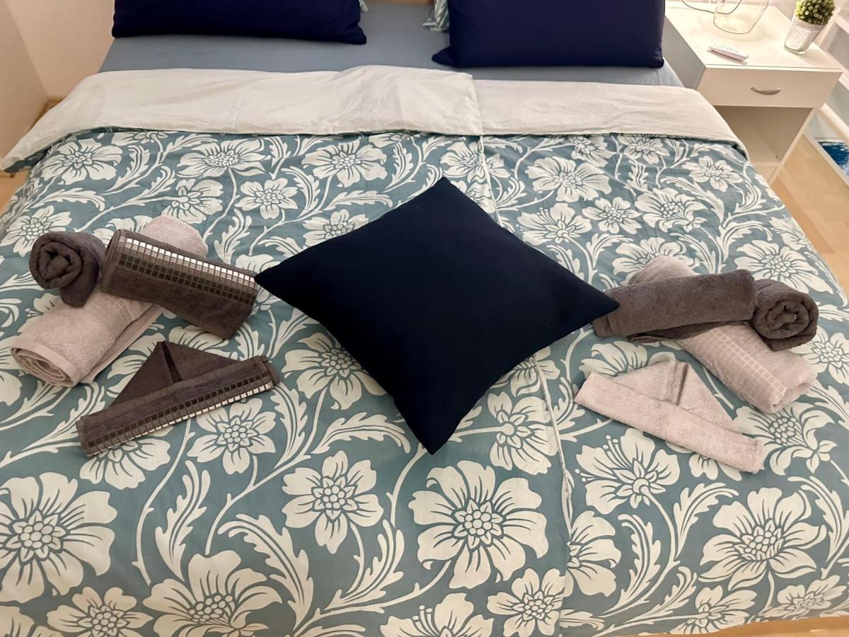 Tanis Ocean Loft Apartment Martinscica  Bagian luar foto