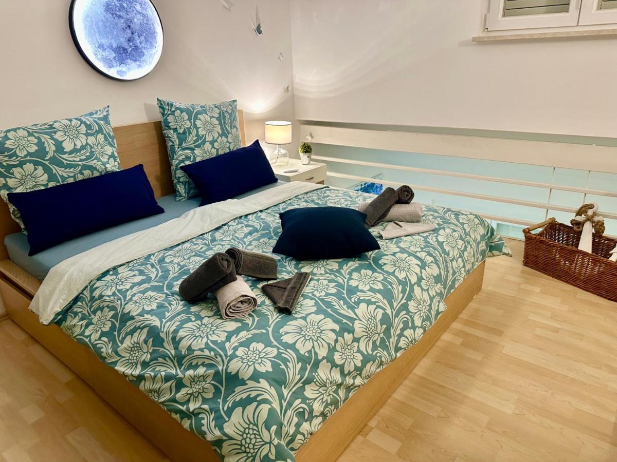 Tanis Ocean Loft Apartment Martinscica  Bagian luar foto